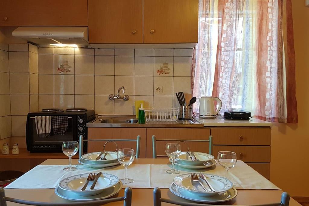 Karydia Apartments 4 Pers Lazaráta المظهر الخارجي الصورة