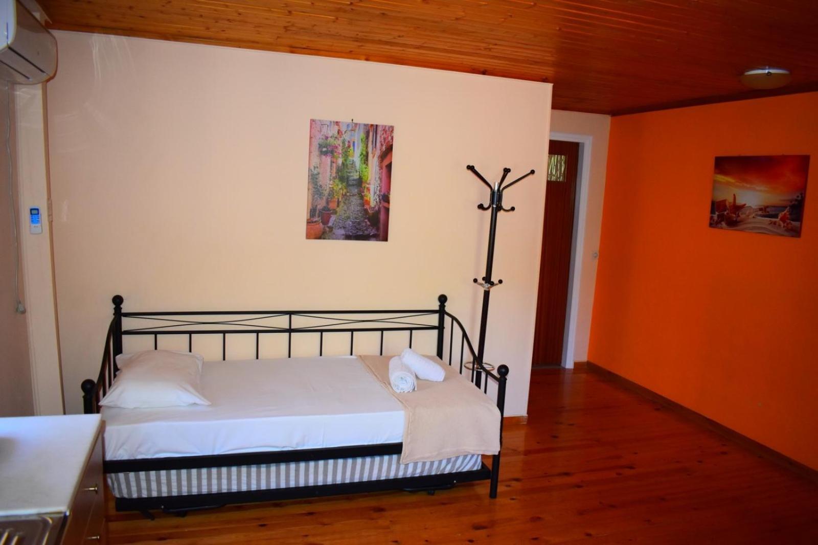 Karydia Apartments 4 Pers Lazaráta المظهر الخارجي الصورة